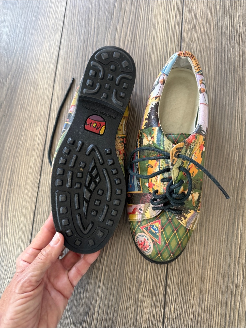 Vintage Golf Hotel Print Leather Oxford Shoes Size 6.6 Colorful Novelty Lace-Up - Picture 3 of 8